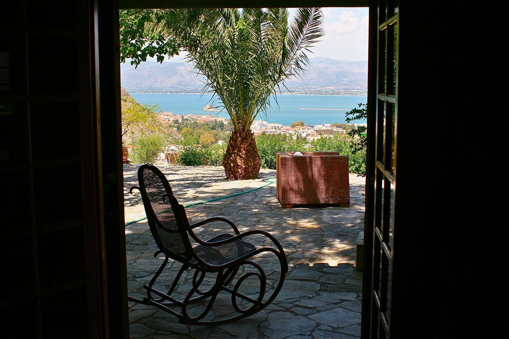 Dafnes Residence نافبليو الغرفة الصورة